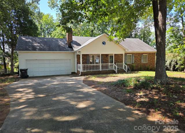 Property at 2689 Saddlewood Cir SW, Concord, NC 28027, 3 beds, 2 baths