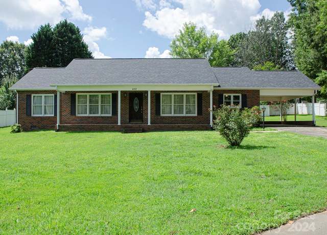 Property at 452 Mocksville Hwy, Statesville, NC 28625, 2 beds, 2 baths