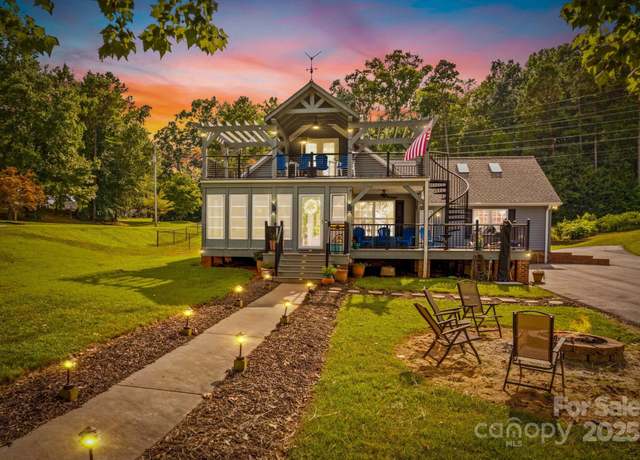 Property at 1191 Wafford Cir, Lexington, NC 27292, 3 beds, 2 baths