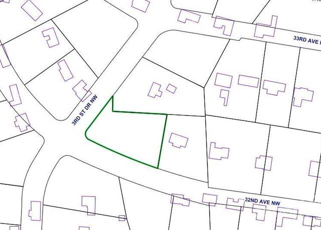 Property at 320 32nd Ave NW, Hickory, NC 28601