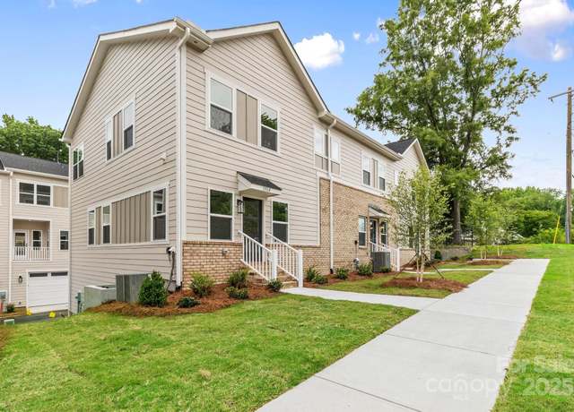 Property at 3924 Hager Dr, Charlotte, NC 28208, 3 beds, 2.5 baths