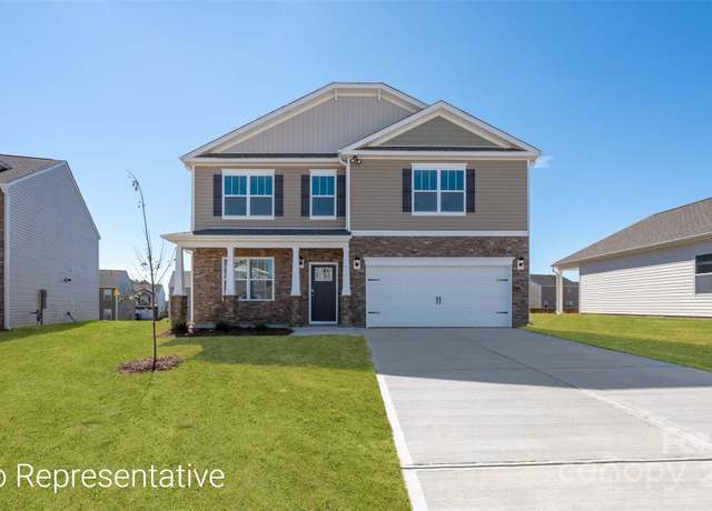 Property at 164 Shorthorn Rd, Fletcher, NC 28732, 4 beds, 2.5 baths