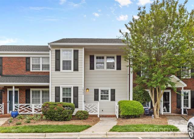 Property at 10942 Winterbourne Ct, Charlotte, NC 28277, 2 beds, 2.5 baths