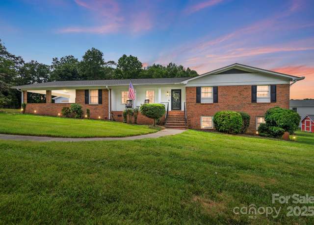 Property at 2968 Grace St, Claremont, NC 28610, 3 beds, 3 baths