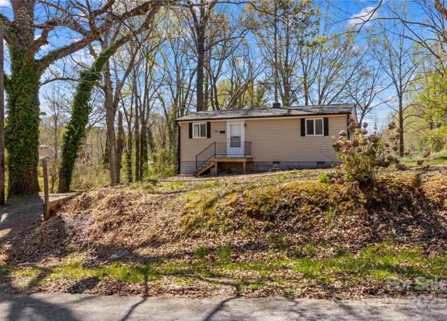 Property at 216 E Georgia Ave, Bessemer City, NC 28016, 2 beds, 1 bath