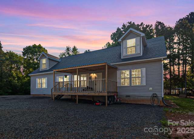 Property at 1811 Continental Dr, Albemarle, NC 28001, 4 beds, 2 baths