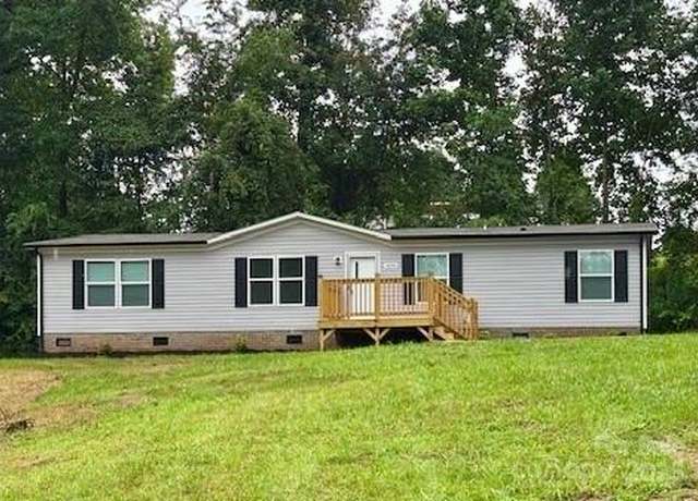 Property at 3173 Bear Trail Dr, Lenoir, NC 28645, 4 beds, 2 baths