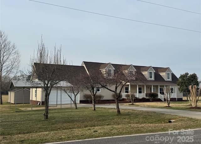 Property at 6795 Jones Rd, Salisbury, NC 28147, 3 beds, 4 baths