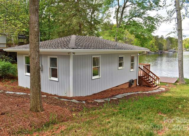 Property at 139 Sanford Ln, Badin Lake, NC 28127, 2 beds, 1 bath