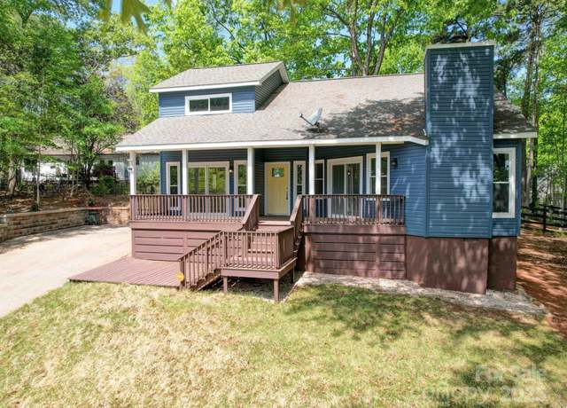 Property at 16149 Haroa Ct, Tega Cay, SC 29708, 3 beds, 2 baths