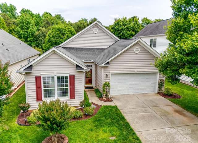 Property at 539 Turquoise Way, Fort Mill, SC 29708, 3 beds, 2 baths