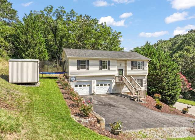 Property at 177 Rhoda St, Canton, NC 28716, 3 beds, 3 baths