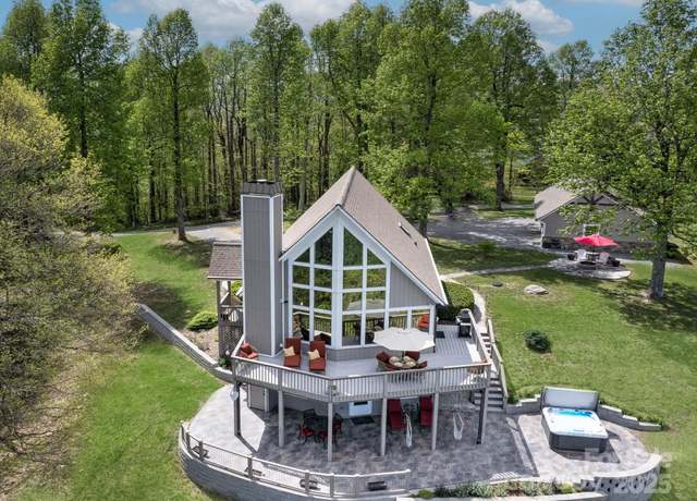 Property at 107 Fawns Rest None, Black Mountain, NC 28711, 2 beds, 3 baths