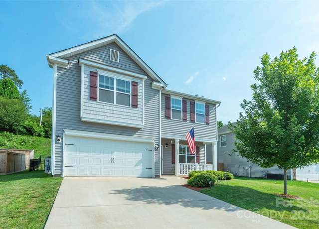 Property at 189 Monroe Creek Blvd, Asheville, NC 28806, 3 beds, 2.5 baths
