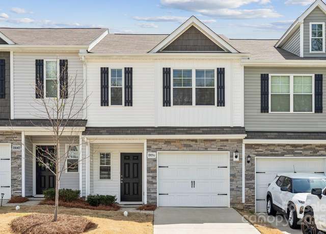 Property at 10036 Brittondale Ln, Charlotte, NC 28215, 3 beds, 2.5 baths