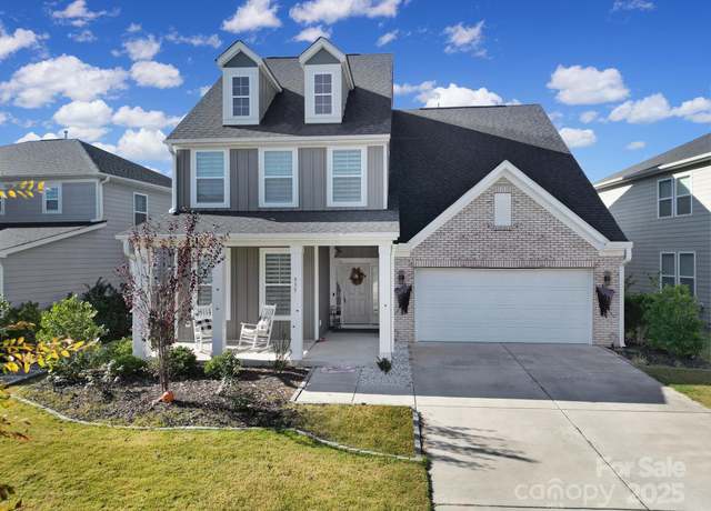 Property at 535 Red Wolf Ln, Lake Wylie, SC 29710, 4 beds, 3 baths