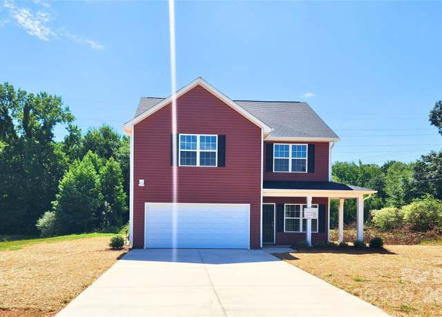 Property at 2300 Grayson Pkwy, Monroe, NC 28110, 4 beds, 2.5 baths