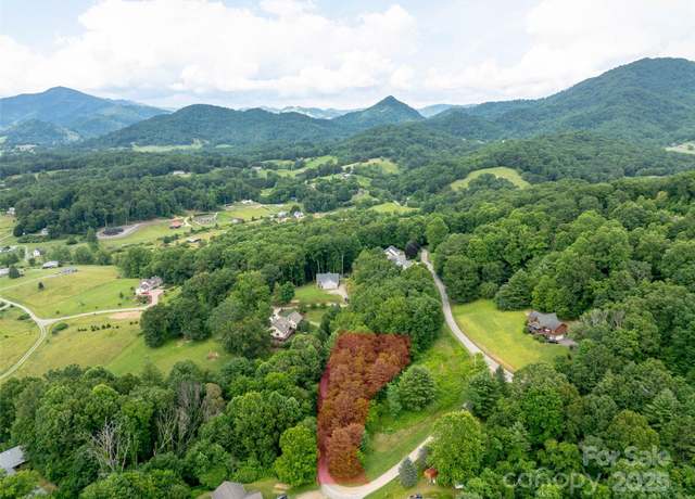 Property at 40 Sedgefield Pl, Clyde, NC 28721