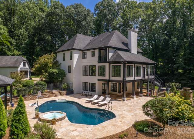 Property at 7306 Cobblecreek Dr, Matthews, NC 28104, 4 beds, 4 baths