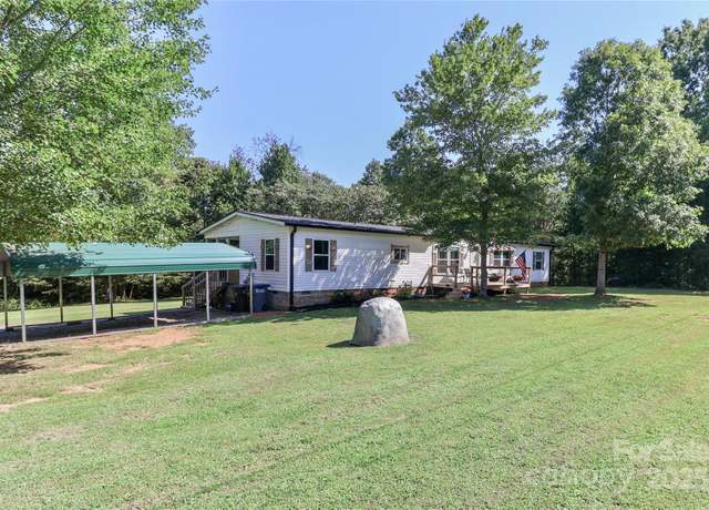 Property at 175 Larue Cir, Statesville, NC 28625, 3 beds, 2 baths