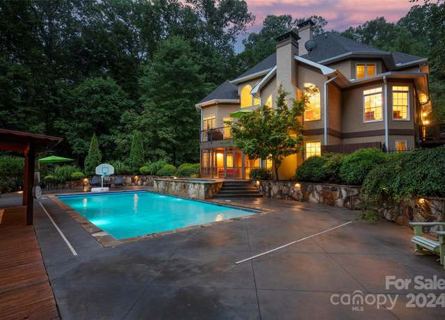 Property at 3637 Canterbury Ln, Yadkinville, NC 27055, 4 beds, 4.5 baths