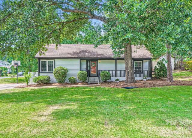 Property at 2009 Pinevalley Rd, Rock Hill, SC 29732, 3 beds, 2 baths