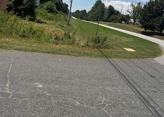 Property at 500 Business Park Dr, Dallas, NC 28034