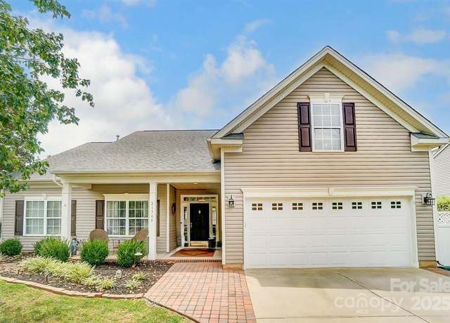 Property at 21705 Torrence Chapel Rd, Cornelius, NC 28031, 3 beds, 2 baths