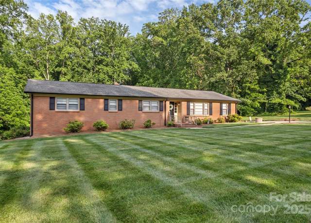 Property at 216 Delview Dr, Cherryville, NC 28021, 3 beds, 2 baths