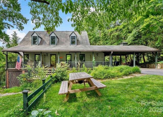Property at 50 Bethel Dr, Black Mountain, NC 28711, 3 beds, 2 baths