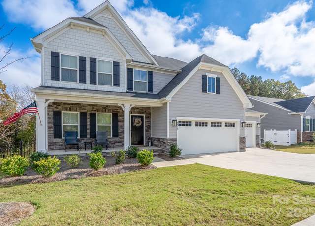 Property at 8419 Everwood Ave, Huntersville, NC 28078, 4 beds, 2.5 baths