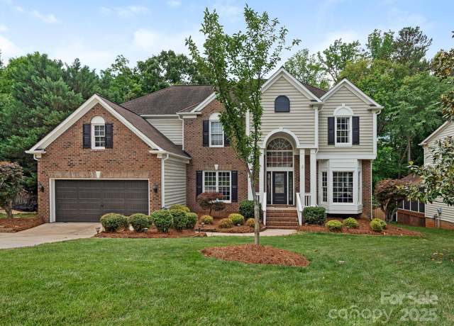 Property at 3721 Providence Plantation Ln, Charlotte, NC 28270, 4 beds, 2.5 baths