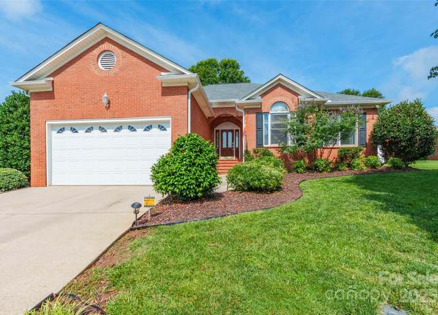 Property at 2079 Audubon Dr, Rock Hill, SC 29732, 3 beds, 2 baths