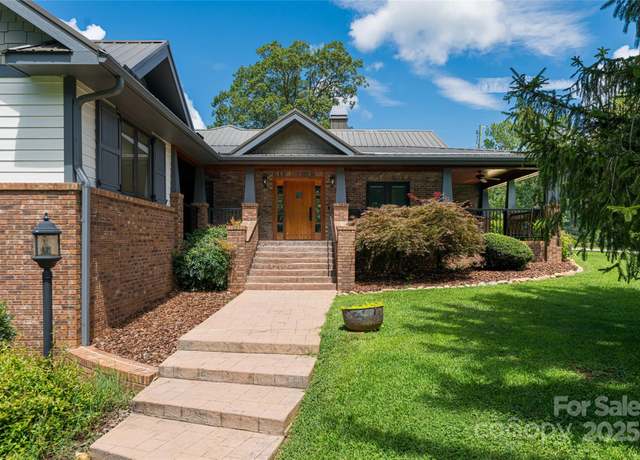 Property at 171 Pete Luther Rd, Candler, NC 28715, 3 beds, 2 baths