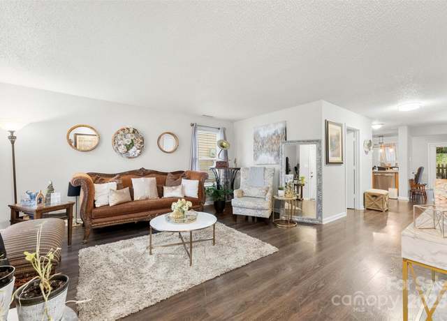 Property at 2011 Dunsmore Ln #137, Waxhaw, NC 28173, 3 beds, 2.5 baths