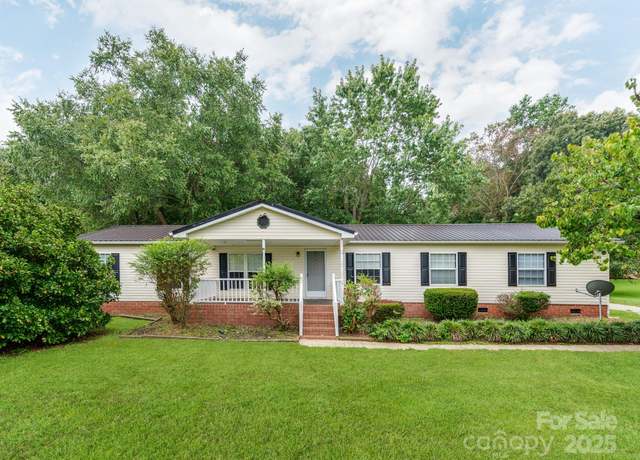 Property at 260 Westen Acres Dr, Kannapolis, NC 28081, 4 beds, 2 baths