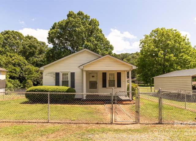 Property at 215 Short St, Blacksburg, SC 29702, 2 beds, 1 bath