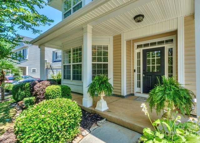 Property at 17916 Caldwell Track Dr, Cornelius, NC 28031, 4 beds, 2.5 baths