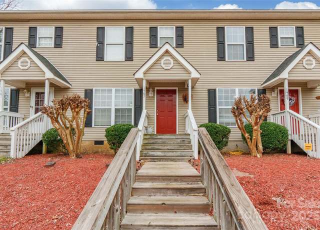 Property at 1465 Flintwood Dr, Rock Hill, SC 29732, 2 beds, 2.5 baths