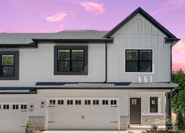Property at 8315 Adrian Ct, Charlotte, NC 28270, 4 beds, 2.5 baths