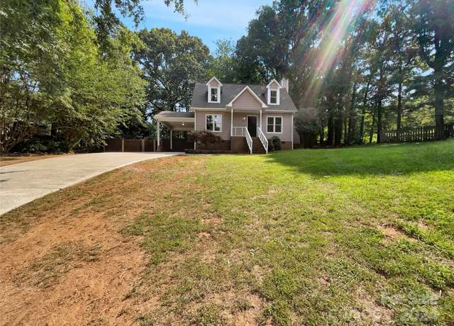 Property at 2008 Sarn Ct, Gastonia, NC 28054, 3 beds, 2 baths