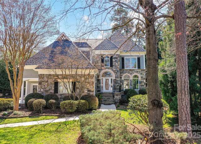 Property at 18512 Square Sail Rd, Cornelius, NC 28031, 5 beds, 3.5 baths