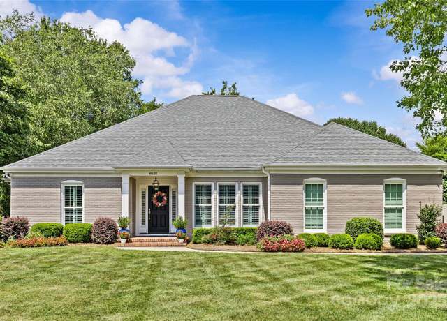 Property at 4831 Truscott Rd, Charlotte, NC 28226, 4 beds, 2.5 baths