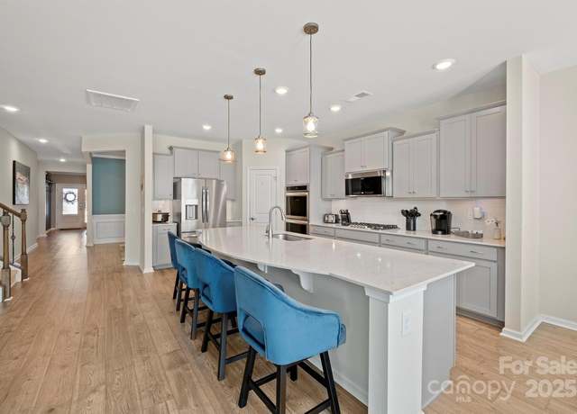 Property at 168 Kennerly Center Dr, Mooresville, NC 28115, 4 beds, 3 baths