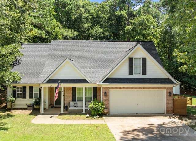 Property at 4603 Magnolia Ridge Dr, Waxhaw, NC 28173, 4 beds, 2.5 baths