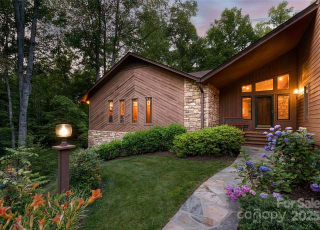 Property at 461 Sugar Hollow Rd, Fairview, NC 28730, 2 beds, 2 baths