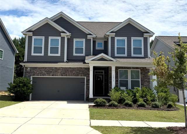Property at 1016 Burton Point Ct, Waxhaw, NC 28173, 3 beds, 2.5 baths