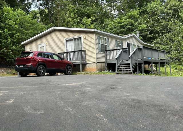 Property at 30 Pinners Cove Rd, Asheville, NC 28803, 3 beds, 2 baths