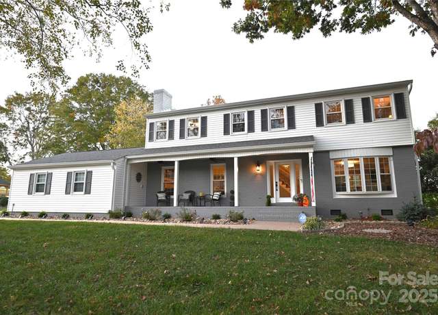 Property at 2602 Birdie Ln NE, Conover, NC 28613, 4 beds, 2.5 baths