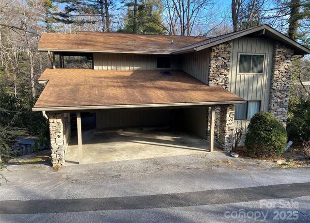 Property at 11 Cedarbrook Dr, Laurel Park, NC 28739, 2 beds, 2 baths